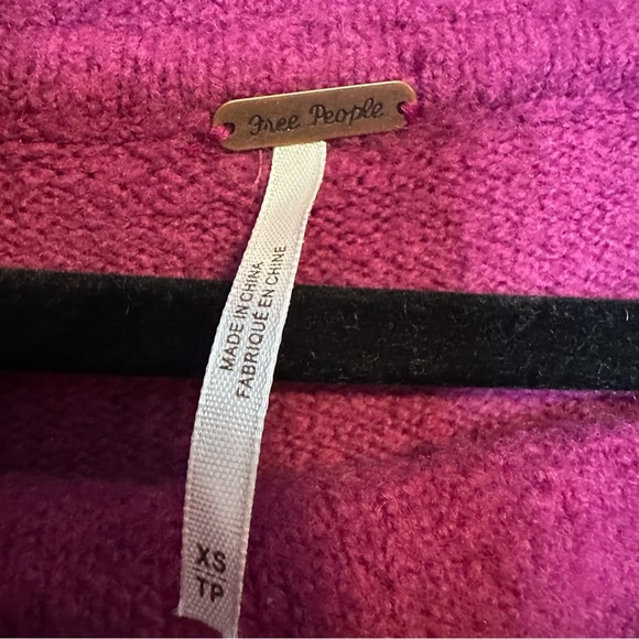 Free People Valentines Echo beach off shoulder pullover sweater in magic orchard - Picture 4 of 7